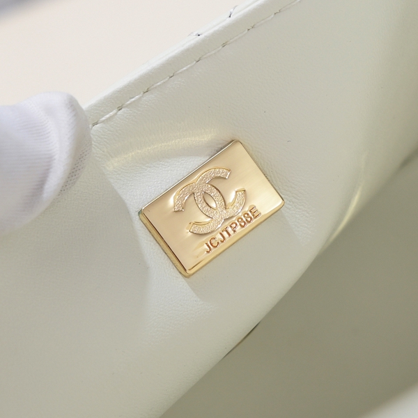 シャネルバッグ全体デザイン